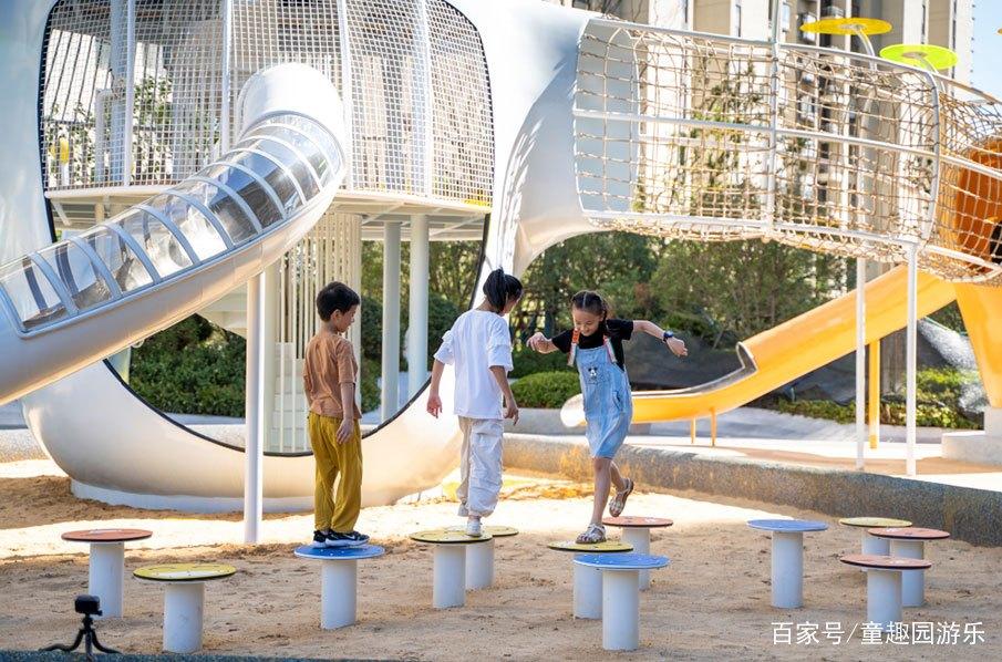 更上檔次的新選擇 新型高端地產(chǎn)小區(qū)兒童游樂設(shè)施定制化設(shè)計(jì)